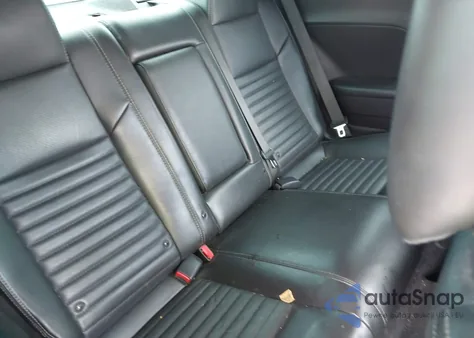 2014 Dodge Challenger Sxt z USA, uszkodzony, nr VIN 2C3CDYAG2EH302988